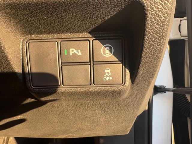 インサイト ＥＸ　ホンダセンシング　ＬＥＤヘッドライト　衝突軽減ブレーキ　純正ナビゲーション　リアビューカメラ　シートヒーター（6枚目）