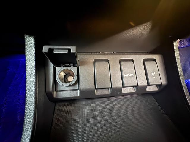 ヴェゼル ハイブリッドＺ・ホンダセンシング　レーダークルーズコントロール　衝突軽減ブレーキ　ハーフレザーシート　ＬＥＤヘッドライト　ＥＴＣ　純正ナビゲーション　バックカメラ（6枚目）