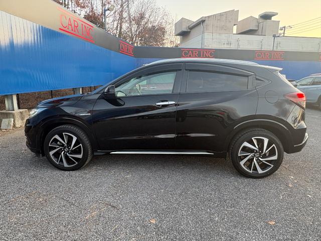 ヴェゼル ハイブリッドＺ・ホンダセンシング　レーダークルーズコントロール　衝突軽減ブレーキ　ハーフレザーシート　ＬＥＤヘッドライト　ＥＴＣ　純正ナビゲーション　バックカメラ（17枚目）