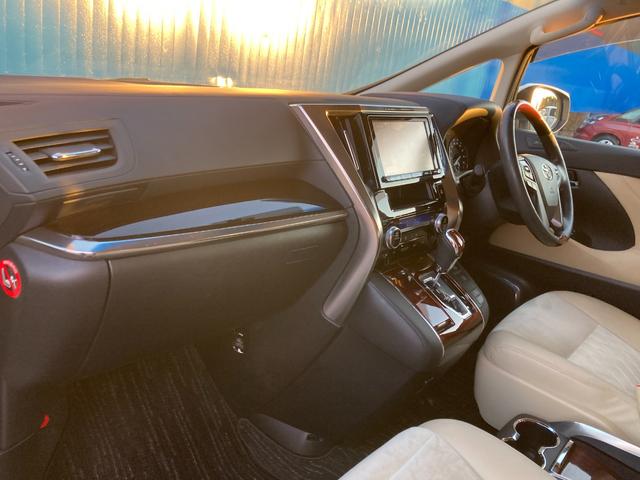 アルファード ２．５Ｇ　ワンオーナー　後席モニター　純正ナビ　フルセグＴＶ　バックカメラ　両側電動スライドドア　メモリー付パワーシート　ハーフレザーシート　ＴＶキャンセラー　Ｂｌｕｅｔｏｏｔｈ接続　ドライブレコーダー（18枚目）