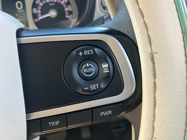 ムーヴキャンバス ストライプスＧターボ　両側パワースライドドア　クリアランスソナー　アクティブクルーズコントロール　アイドリングストップ　フルセグ　衝突軽減ブレーキ　プッシュスタート　スマートキー　バックカメラ　シートヒーター（5枚目）