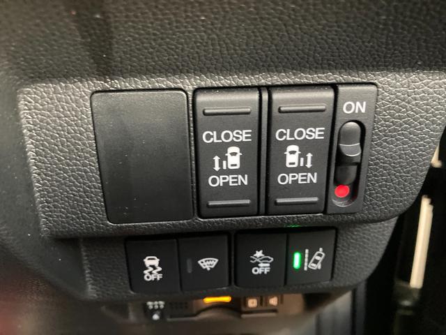 フリード+ハイブリッド ハイブリッド・クロスターホンダセンシング 両側パワースライドドア ギャザズナビ ホンダセンシング レーダークルーズコントロール ハーフレザーシート ETC(6枚目)