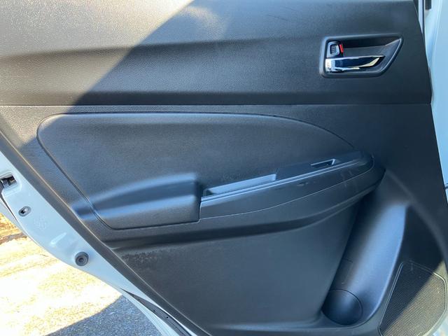 スイフトスポーツ ベースグレード　６ＭＴ　社外ナビ　Ｂｌｕｅｔｏｏｔｈオーディオ　フルセグＴＶ　ステアリングスイッチ　ＬＥＤヘッドライト　前席シートヒーター　ＥＴＣ　スマートキー　プッシュスタート　純正１７ＡＷ（23枚目）