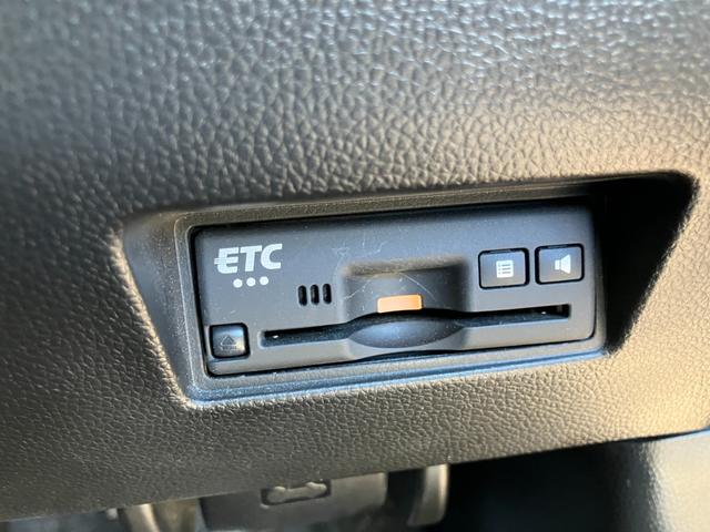 スイフトスポーツ ベースグレード　６ＭＴ　社外ナビ　Ｂｌｕｅｔｏｏｔｈオーディオ　フルセグＴＶ　ステアリングスイッチ　ＬＥＤヘッドライト　前席シートヒーター　ＥＴＣ　スマートキー　プッシュスタート　純正１７ＡＷ（42枚目）