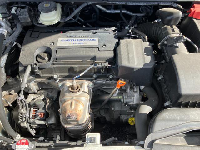 オデッセイ アブソルート・２０ｔｈアニバーサリー　両側パワースライドドア　パドルシフト　デジタルインナーミラー　純正ナビ　Ｂｌｕｅｔｏｏｔｈオーディオ　フルセグＴＶ　ステアリングスイッチ　バックカメラ　クリアランスソナー　ＥＴＣ（68枚目）