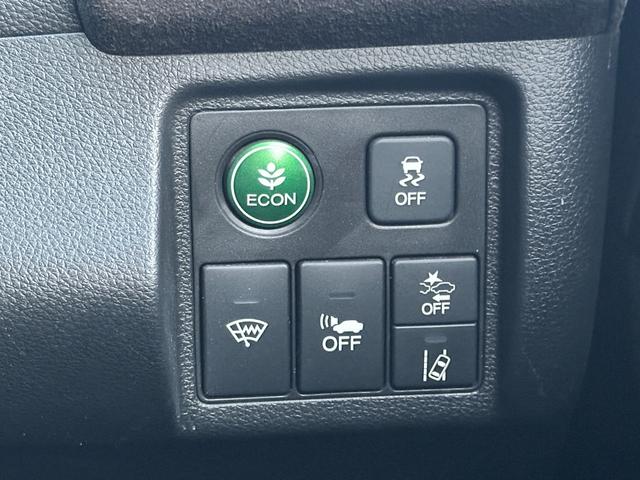 ヴェゼル ハイブリッドRS 純正SDナビ Bluetoothオーディオ フルセグTV ステアリングスイッチ バックカメラ アダプティブクルーズコントロール 革シート LEDヘッドライト 前席シートヒーター ETC パドルシフト(11枚目)