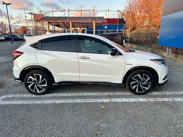 ヴェゼル ハイブリッドRS 純正SDナビ Bluetoothオーディオ フルセグTV ステアリングスイッチ バックカメラ アダプティブクルーズコントロール 革シート LEDヘッドライト 前席シートヒーター ETC パドルシフト(14枚目)