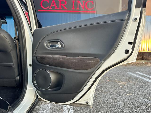 ヴェゼル ハイブリッドRS 純正SDナビ Bluetoothオーディオ フルセグTV ステアリングスイッチ バックカメラ アダプティブクルーズコントロール 革シート LEDヘッドライト 前席シートヒーター ETC パドルシフト(27枚目)