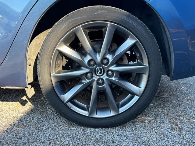 アクセラスポーツ １５ＸＤ　Ｌパッケージ　ヘッドアップディスプレイ　革シート　全方位カメラ　クリアランスソナー　ブラインドスポット　パドルシフト　バックカメラ　パドルシフト　シートヒーター　純正ドラレコ　アイドリングストップ　純正ナビ（57枚目）