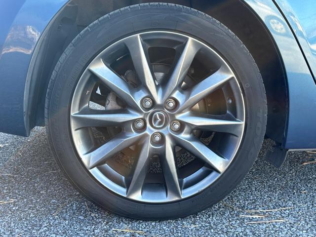 アクセラスポーツ １５ＸＤ　Ｌパッケージ　ヘッドアップディスプレイ　革シート　全方位カメラ　クリアランスソナー　ブラインドスポット　パドルシフト　バックカメラ　パドルシフト　シートヒーター　純正ドラレコ　アイドリングストップ　純正ナビ（58枚目）