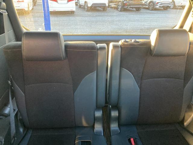 アルファード ２．５Ｓ　タイプゴールド　ワンオーナー　サンルーフ　後席モニター　ディスプレイオーディオ　ＣＤ／ＤＶＤデッキ　フルセグＴＶ　バックカメラ　３眼ＬＥＤヘッドライト　両側電動スライドドア　電動リアゲート　ＥＴＣ　ハーフレザーシート（30枚目）