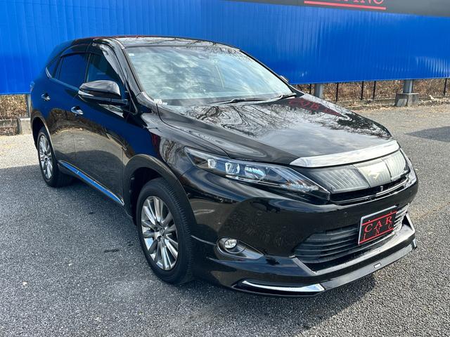 ハリアー プレミアム　アドバンスドパッケージ　モデリスタエアロ　全方位カメラ　パーキングアシスト　クリアランスソナー　クルーズコントロール　パワーバックドア　アイドリングストップ　レーンアシスト　衝突被害軽減ブレーキ　フルセグ　Ｂｌｕｅｔｏｏｔｈ（4枚目）