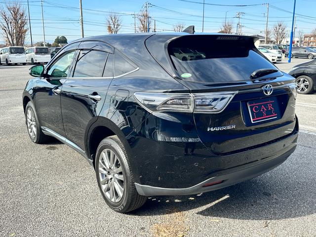 ハリアー プレミアム　アドバンスドパッケージ　モデリスタエアロ　全方位カメラ　パーキングアシスト　クリアランスソナー　クルーズコントロール　パワーバックドア　アイドリングストップ　レーンアシスト　衝突被害軽減ブレーキ　フルセグ　Ｂｌｕｅｔｏｏｔｈ（8枚目）