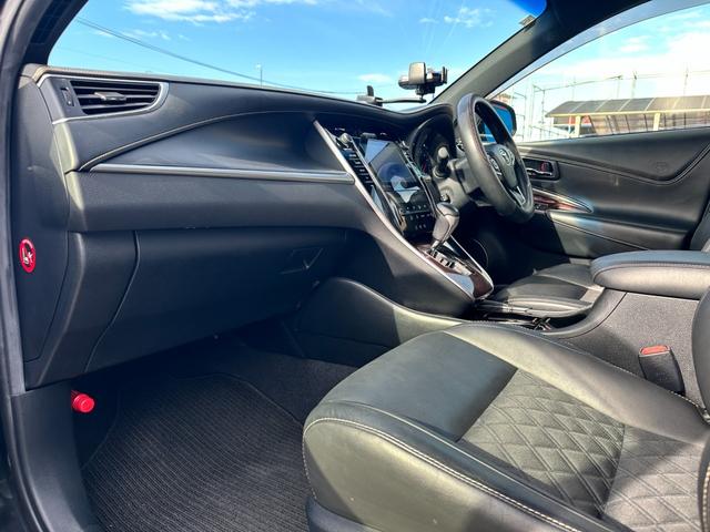 ハリアー プレミアム　アドバンスドパッケージ　モデリスタエアロ　全方位カメラ　パーキングアシスト　クリアランスソナー　クルーズコントロール　パワーバックドア　アイドリングストップ　レーンアシスト　衝突被害軽減ブレーキ　フルセグ　Ｂｌｕｅｔｏｏｔｈ（12枚目）