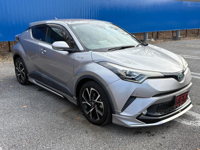 Ｃ－ＨＲ Ｇ　ワンオーナー　モデリスタ　パーキングアシスト　ブラインドスポット　バックカメラ　レーンアシスト　クリアランスソナー　アイドリングストップ　純正ナビ　フルセグ　ステアリングリモコン　バックカメラ　ＥＴＣ（12枚目）