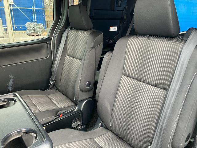 ヴォクシー ＺＳ　両側パワスラ　純正ナビ　Ｂｌｕｅｔｏｏｔｈ　フルセグ　バックカメラ　衝突被害軽減ブレーキ　レーンキープアシスト　アイドリングストップ　アダプティブクルーズ　ビルトインＥＴＣ（32枚目）