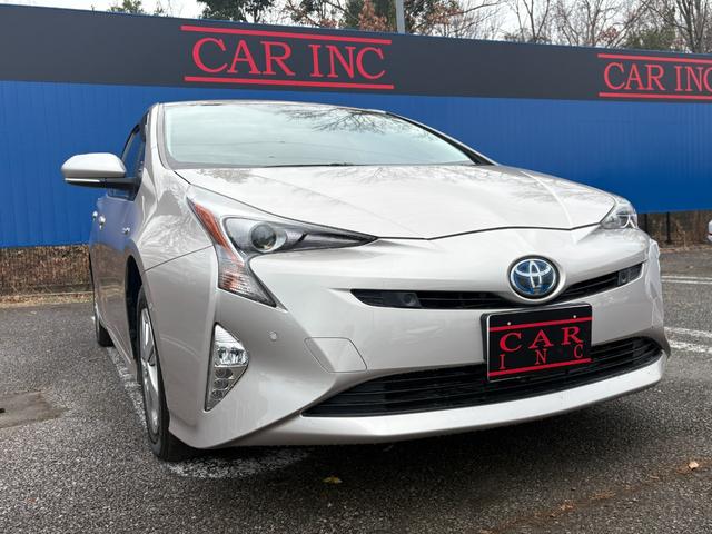 プリウス Ｓセーフティプラス　ワンオーナー　４ＷＤ　トヨタセーフティセンス　純正ＳＤナビ　Ｂｌｕｅｔｏｏｔｈオーディオ　フルセグＴＶ　バックカメラ　ステアリングスイッチ　オートクルーズコントロール　ヘッドアップディスプレイ　ＥＴＣ（32枚目）