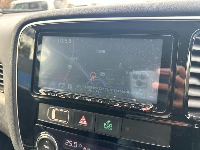 アウトランダーＰＨＥＶ Ｇセーフティパッケージ　ワンオーナー　４ＷＤ　サンルーフ　ブラインドスポット　純正ＳＤナビ　Ｂｌｕｅｔｏｏｔｈオーディオ　フルセグＴＶ　ステアリングスイッチ　ハーフレザーシート　前席シートヒーター　パワーシート　ＥＴＣ（39枚目）