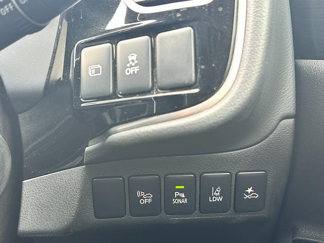 アウトランダーＰＨＥＶ Ｇセーフティパッケージ　ワンオーナー　４ＷＤ　サンルーフ　ブラインドスポット　純正ＳＤナビ　Ｂｌｕｅｔｏｏｔｈオーディオ　フルセグＴＶ　ステアリングスイッチ　ハーフレザーシート　前席シートヒーター　パワーシート　ＥＴＣ（43枚目）