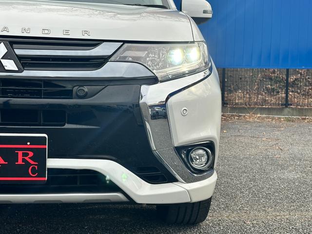 アウトランダーＰＨＥＶ Ｇセーフティパッケージ　ワンオーナー　４ＷＤ　サンルーフ　ブラインドスポット　純正ＳＤナビ　Ｂｌｕｅｔｏｏｔｈオーディオ　フルセグＴＶ　ステアリングスイッチ　ハーフレザーシート　前席シートヒーター　パワーシート　ＥＴＣ（49枚目）