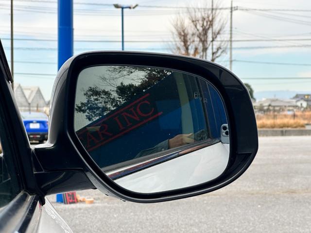 アウトランダーＰＨＥＶ Ｇセーフティパッケージ　ワンオーナー　４ＷＤ　サンルーフ　ブラインドスポット　純正ＳＤナビ　Ｂｌｕｅｔｏｏｔｈオーディオ　フルセグＴＶ　ステアリングスイッチ　ハーフレザーシート　前席シートヒーター　パワーシート　ＥＴＣ（55枚目）