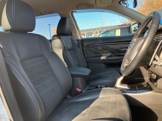 アウトランダーPHEV Gリミテッドエディション 4WD 純正SDナビ ステアリングスイッチ バックカメラ パドルシフト アクティブクルーズコントロール ハンドルヒーター クリアランスソナー ハーフレザーシート 前席シートヒーター LEDヘッドライト(35枚目)