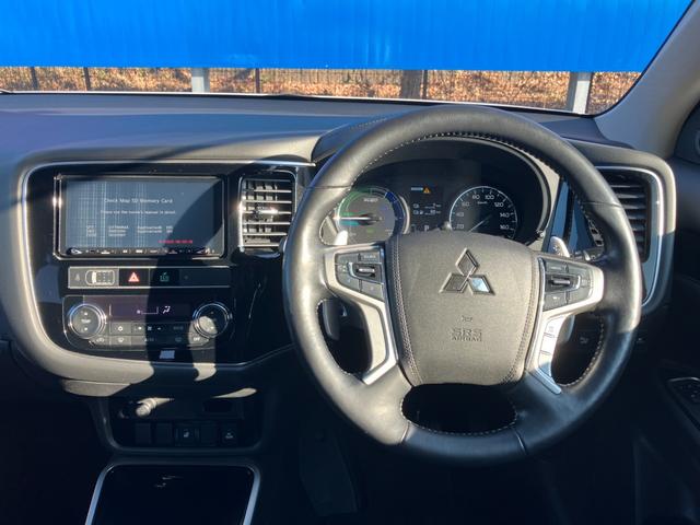 アウトランダーPHEV Gリミテッドエディション 4WD 純正SDナビ ステアリングスイッチ バックカメラ パドルシフト アクティブクルーズコントロール ハンドルヒーター クリアランスソナー ハーフレザーシート 前席シートヒーター LEDヘッドライト(36枚目)