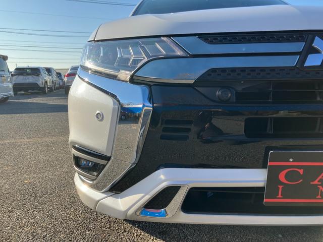 アウトランダーPHEV Gリミテッドエディション 4WD 純正SDナビ ステアリングスイッチ バックカメラ パドルシフト アクティブクルーズコントロール ハンドルヒーター クリアランスソナー ハーフレザーシート 前席シートヒーター LEDヘッドライト(47枚目)