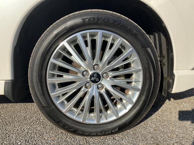 アウトランダーPHEV Gリミテッドエディション 4WD 純正SDナビ ステアリングスイッチ バックカメラ パドルシフト アクティブクルーズコントロール ハンドルヒーター クリアランスソナー ハーフレザーシート 前席シートヒーター LEDヘッドライト(62枚目)