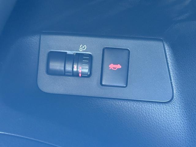 ＢＲＺ Ｓ　６速ＭＴ　オートクルーズコントロール　ＬＥＤヘッドライト　革シート　プッシュスタート（30枚目）