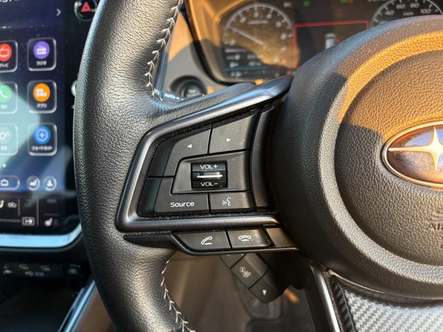 レヴォーグ ＧＴ　ＥＸ　４ＷＤ　パドルシフト　アクティブクルーズコントロール　純正メモリナビ　Ｂｌｕｅｔｏｏｔｈ接続　フルセグＴＶ　バックカメラ　左サイドカメラ　フロントカメラ　クリアランスソナー　ブラインドスポット　ＥＴＣ（6枚目）