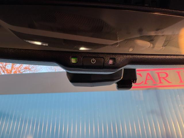 レヴォーグ ＧＴ　ＥＸ　４ＷＤ　パドルシフト　アクティブクルーズコントロール　純正メモリナビ　Ｂｌｕｅｔｏｏｔｈ接続　フルセグＴＶ　バックカメラ　左サイドカメラ　フロントカメラ　クリアランスソナー　ブラインドスポット　ＥＴＣ（11枚目）