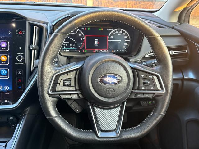 レヴォーグ ＧＴ　ＥＸ　４ＷＤ　パドルシフト　アクティブクルーズコントロール　純正メモリナビ　Ｂｌｕｅｔｏｏｔｈ接続　フルセグＴＶ　バックカメラ　左サイドカメラ　フロントカメラ　クリアランスソナー　ブラインドスポット　ＥＴＣ（25枚目）