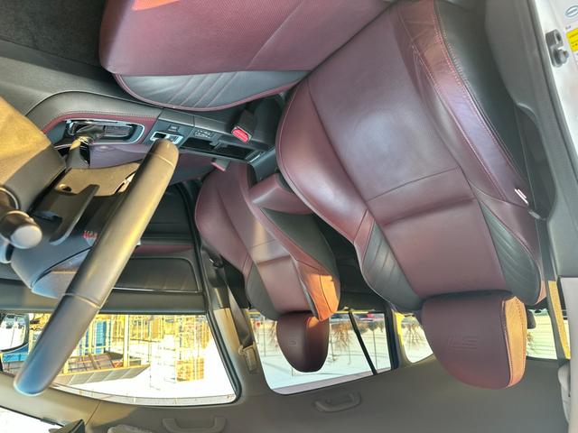 レヴォーグ １．６ＳＴＩスポーツアイサイト　４ＷＤ　純正ＳＤナビ　Ｂｌｕｅｔｏｏｔｈオーディオ　フルセグＴＶ　ステアリングスイッチ　バックカメラ　左サイドカメラ　アクティブクルーズコントロール　クリアランスソナー　ブラインドスポット　ＥＴＣ（29枚目）