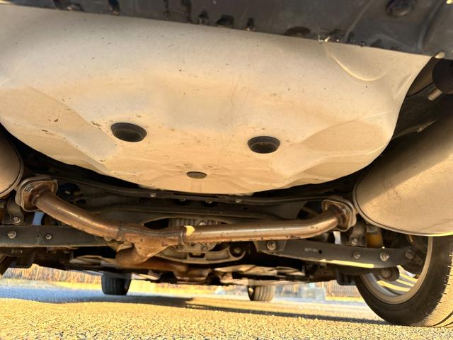 レヴォーグ １．６ＳＴＩスポーツアイサイト　４ＷＤ　純正ＳＤナビ　Ｂｌｕｅｔｏｏｔｈオーディオ　フルセグＴＶ　ステアリングスイッチ　バックカメラ　左サイドカメラ　アクティブクルーズコントロール　クリアランスソナー　ブラインドスポット　ＥＴＣ（56枚目）