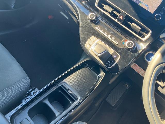 アクア Ｇ　純正メモリナビ　Ｂｌｕｅｔｏｏｔｈオーディオ　ステアリングスイッチ　バックカメラ　アクティブクルーズコントロール　クリアランスソナー　衝突被害軽減ブレーキ　オートハイビーム　ＬＥＤヘッドライト　ＥＴＣ（39枚目）