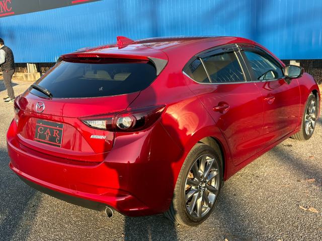 アクセラスポーツ １５ＸＤ　Ｌパッケージ　ワンオーナー　ヘッドアップディスプレイ　アクティブクルーズコントロール　クリアランスソナー　ブラインドスポット　純正ＳＤナビ　Ｂｌｕｅｔｏｏｔｈ接続　フルセグＴＶ　ステアリングスイッチ　バックカメラ（13枚目）