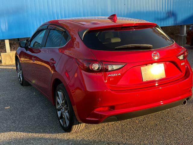 アクセラスポーツ １５ＸＤ　Ｌパッケージ　ワンオーナー　ヘッドアップディスプレイ　アクティブクルーズコントロール　クリアランスソナー　ブラインドスポット　純正ＳＤナビ　Ｂｌｕｅｔｏｏｔｈ接続　フルセグＴＶ　ステアリングスイッチ　バックカメラ（15枚目）