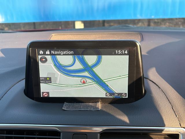 アクセラスポーツ １５ＸＤ　Ｌパッケージ　ワンオーナー　ヘッドアップディスプレイ　アクティブクルーズコントロール　クリアランスソナー　ブラインドスポット　純正ＳＤナビ　Ｂｌｕｅｔｏｏｔｈ接続　フルセグＴＶ　ステアリングスイッチ　バックカメラ（23枚目）