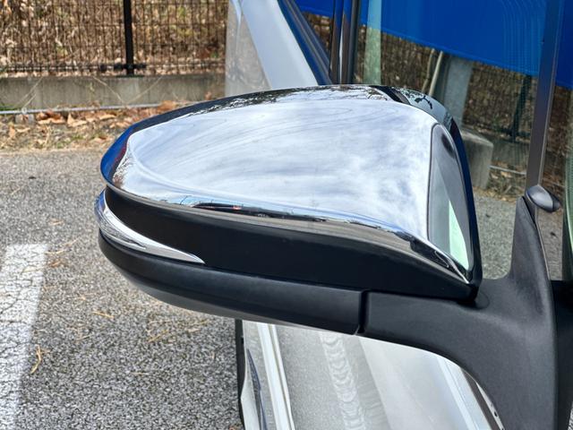 ヴォクシー ＺＳ　煌ＩＩ　両側パワースライドドア　フロントモデリスタエアロ　ＳＤナビ　Ｂｌｕｅｔｏｏｔｈオーディオ　フルセグＴＶ　ステアリングスイッチ　バックカメラ　フリップダウンモニター　パーキングアシスト　ＥＴＣ（40枚目）