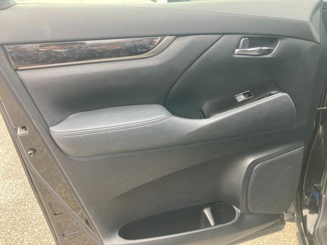 ヴェルファイア ２．５Ｚ　アルパイン後席モニター＆１０型ナビ　フルセグＴＶ　バックカメラ　両側電動スライドドア　レーダークルコン　レーンキープアシスト　ビルトインＥＴＣ　ＬＥＤヘッドライト　シートカバー　Ｂｌｕｅｔｏｏｔｈ（19枚目）