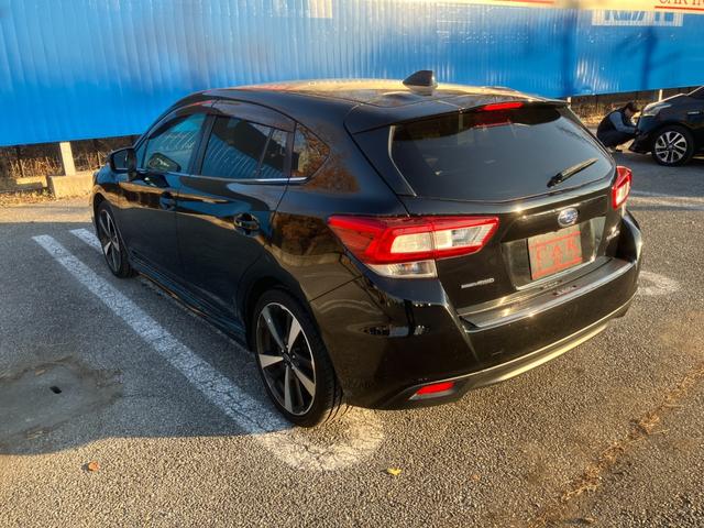 インプレッサスポーツ ２．０ｉ－Ｓアイサイト　ブラックレザーセレクション　４ＷＤ　純正ナビ　フルセグ　Ｂｌｕｅｔｏｏｔｈ　衝突軽減ブレーキ　レーンアシス　レーダークルーズコントロール　クリアランスソナー　シートヒーター　パワーシート（17枚目）