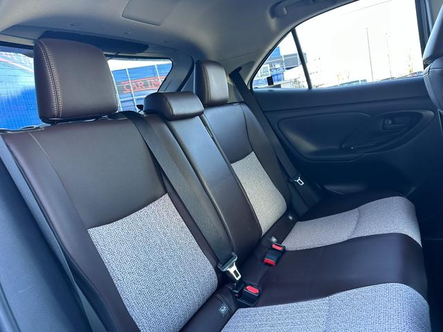 ヤリスクロス ハイブリッドＺ　純正ディスプレイオーディオ　Ｂｌｕｅｔｏｏｔｈオーディオ　フルセグＴＶ　アラウンドビューモニター　ステアリングスイッチ　アダプティブクルーズコントロール　衝突被害軽減ブレーキ　レーンアシスト　ＥＴＣ（28枚目）