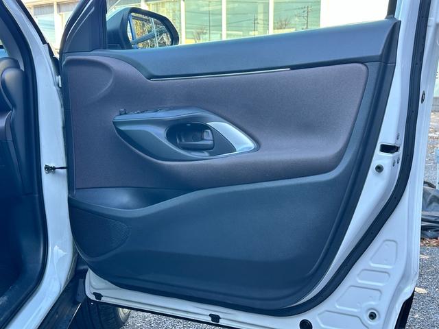 ヤリスクロス ハイブリッドＺ　純正ディスプレイオーディオ　Ｂｌｕｅｔｏｏｔｈオーディオ　フルセグＴＶ　アラウンドビューモニター　ステアリングスイッチ　アダプティブクルーズコントロール　衝突被害軽減ブレーキ　レーンアシスト　ＥＴＣ（29枚目）