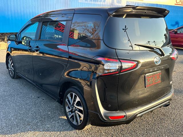 シエンタ ハイブリッドＧ　両側パワスラ　純正ＴＲＤフルエアロ　クリアランスソナー　社外ナビ　Ｂｌｕｅｔｏｏｔｈオーディオ　フルセグＴＶ　ステアリングスイッチ　レーンアシスト　ＥＴＣ　レーンキープアシスト　衝突被害軽減ブレーキ（18枚目）