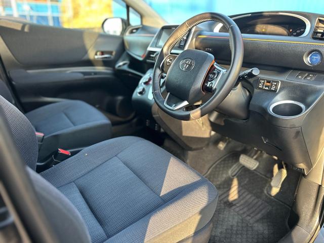 シエンタ ハイブリッドＧ　両側パワスラ　純正ＴＲＤフルエアロ　クリアランスソナー　社外ナビ　Ｂｌｕｅｔｏｏｔｈオーディオ　フルセグＴＶ　ステアリングスイッチ　レーンアシスト　ＥＴＣ　レーンキープアシスト　衝突被害軽減ブレーキ（31枚目）