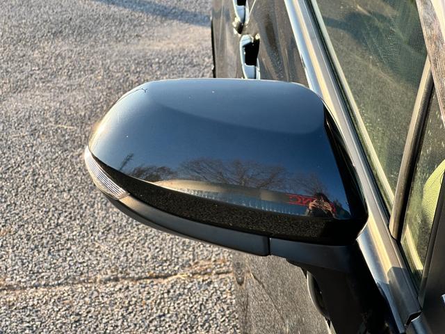 シエンタ ハイブリッドＧ　両側パワスラ　純正ＴＲＤフルエアロ　クリアランスソナー　社外ナビ　Ｂｌｕｅｔｏｏｔｈオーディオ　フルセグＴＶ　ステアリングスイッチ　レーンアシスト　ＥＴＣ　レーンキープアシスト　衝突被害軽減ブレーキ（37枚目）