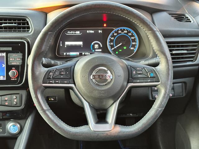 リーフ Ｇ　純正ナビ　Ｂｌｕｅｔｏｏｔｈオーディオ　フルセグＴＶ　アラウンドビューモニター　ヘッドアップディスプレイ　アダプティブクルーズコントロール　パーキングアシスト　クリアランスソナー　ブラインドスポット（4枚目）