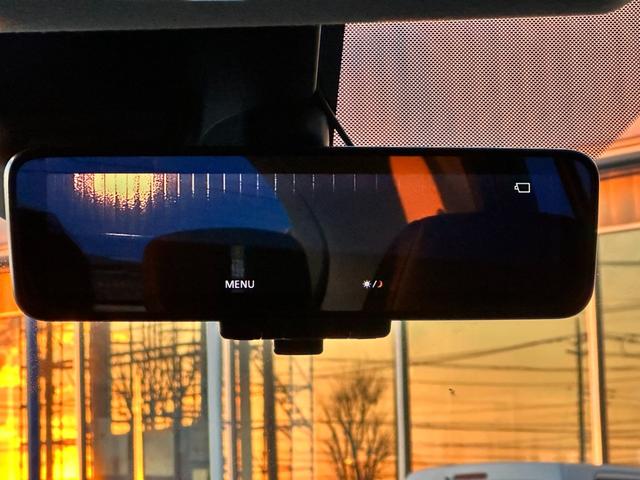 リーフ Ｇ　純正ナビ　Ｂｌｕｅｔｏｏｔｈオーディオ　フルセグＴＶ　アラウンドビューモニター　ヘッドアップディスプレイ　アダプティブクルーズコントロール　パーキングアシスト　クリアランスソナー　ブラインドスポット（7枚目）