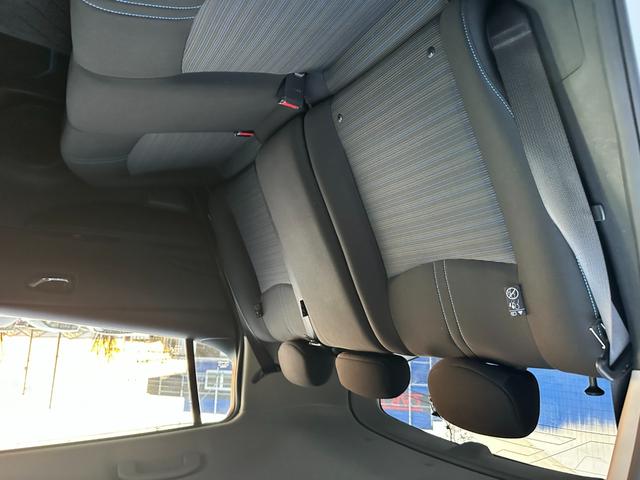 リーフ Ｇ　純正ナビ　Ｂｌｕｅｔｏｏｔｈオーディオ　フルセグＴＶ　アラウンドビューモニター　ヘッドアップディスプレイ　アダプティブクルーズコントロール　パーキングアシスト　クリアランスソナー　ブラインドスポット（30枚目）